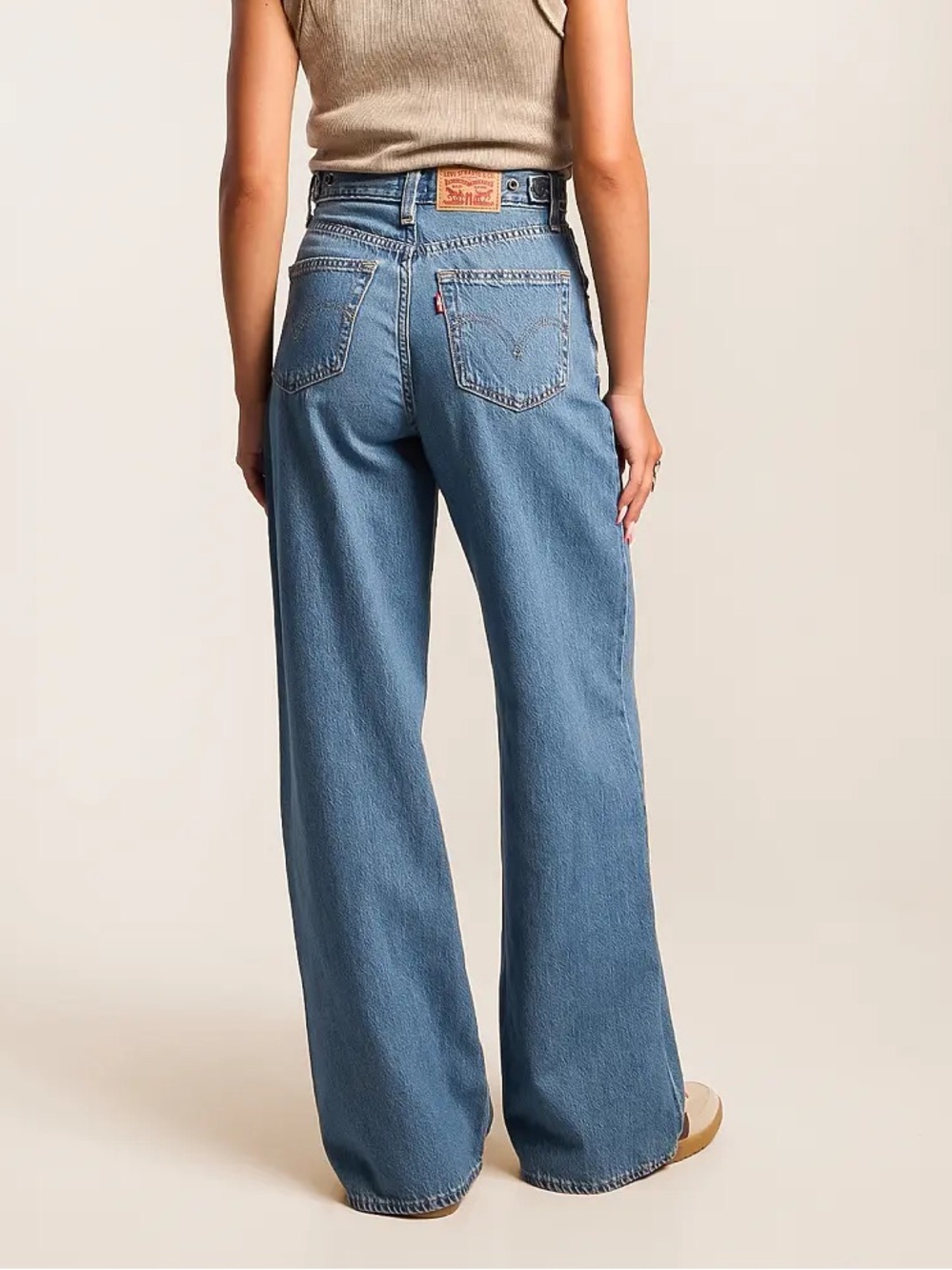 NWT Levi’s Cinch Baggy Wide Leg Jeans - Picture 3 of 15